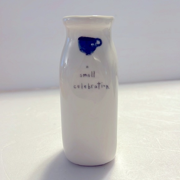 Beth Mueller Ceramic Milk Jug Vase Coffee A Small Celebration Graphic Signed - Picture 1 of 6